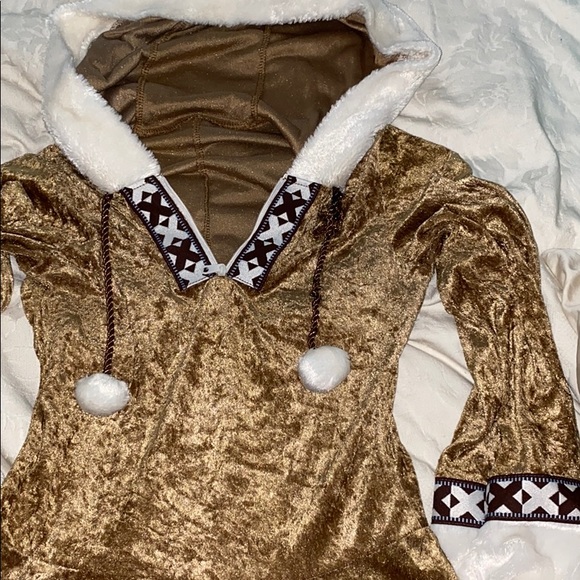 Eskimo costume - Picture 4 of 8